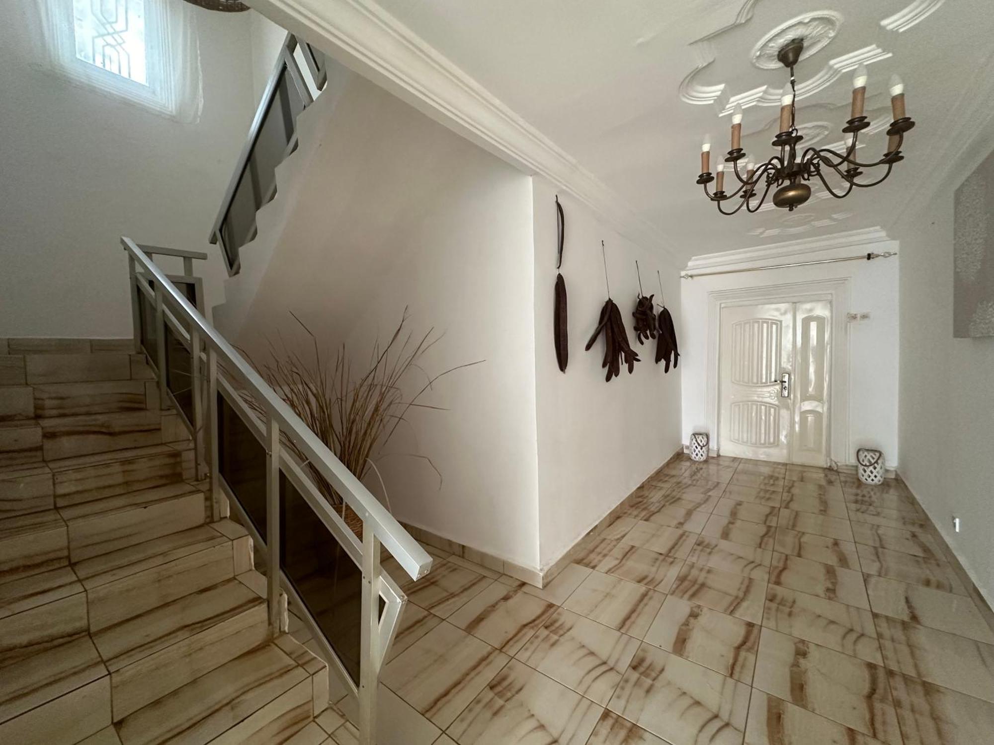 Fhs Foundation House Bijilo Kültér fotó