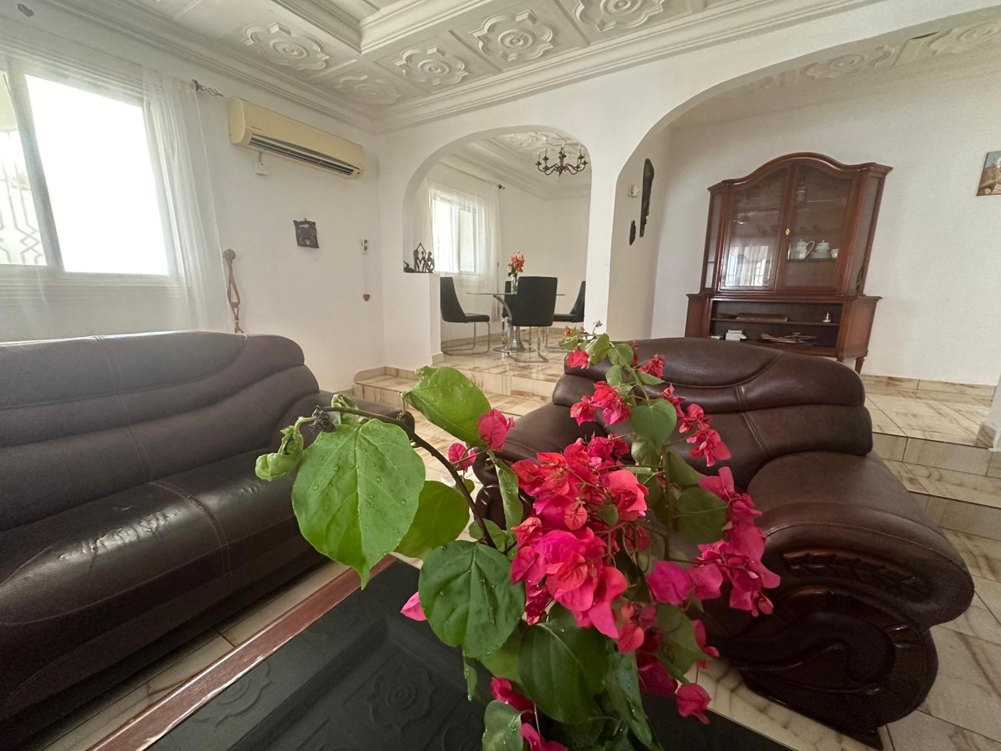 Fhs Foundation House Bijilo Kültér fotó