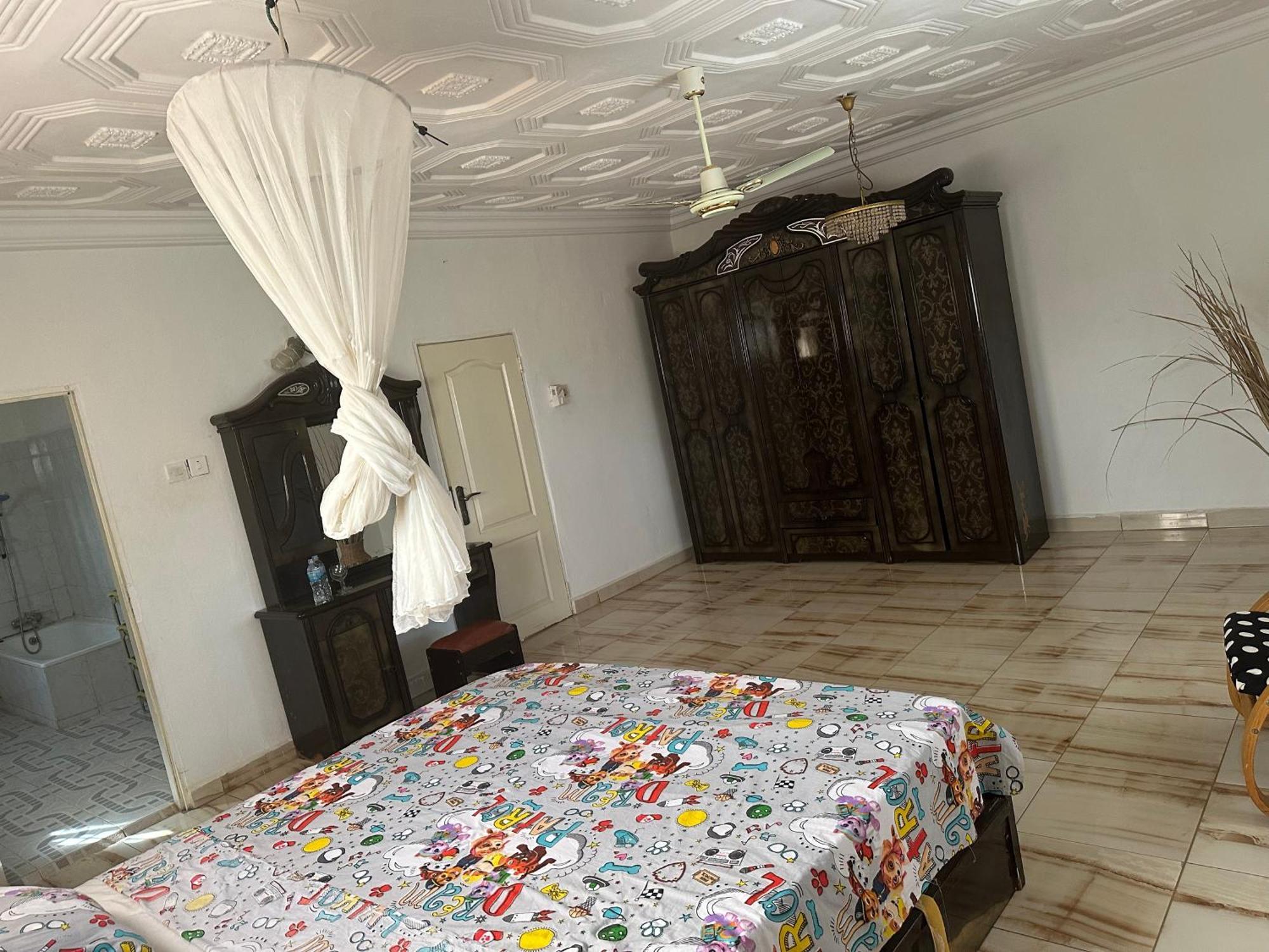 Fhs Foundation House Bijilo Kültér fotó
